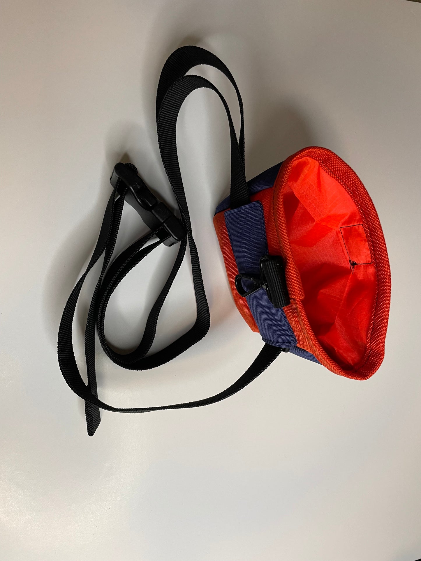 Treat Training pouch Orange and Blue
