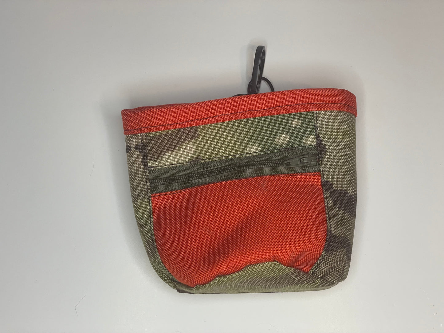 Treat Training Pouch Multicam and Orange