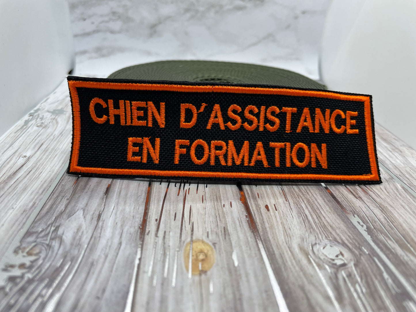 Écusson brodé Chien d'assistance en Formation