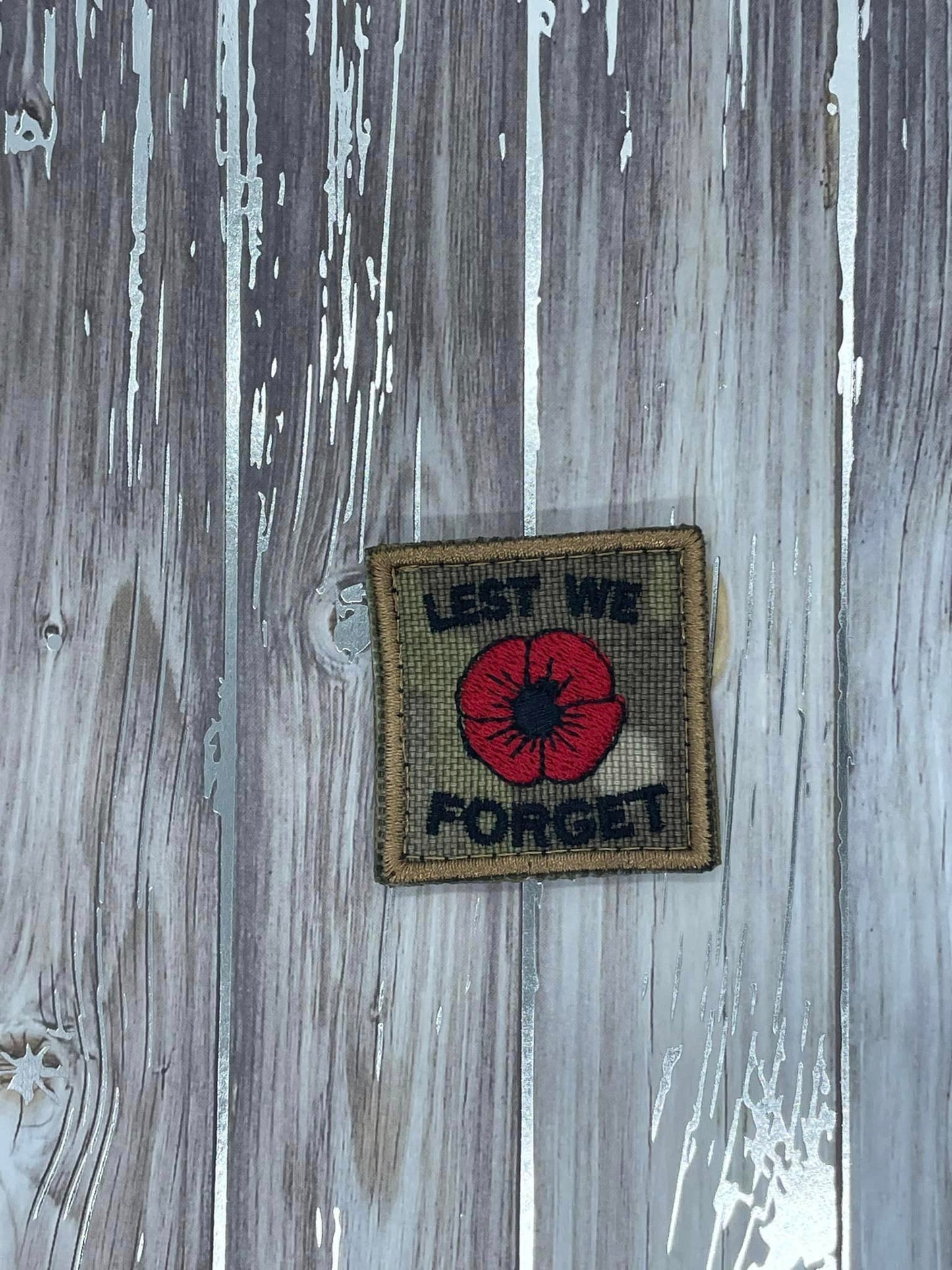 “Lest We Forget” Poppy Patch – Velcro Service Dog Patch | Honour Canadian Veterans