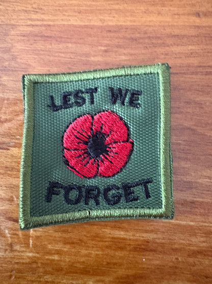 “Lest We Forget” Poppy Patch – Velcro Service Dog Patch | Honour Canadian Veterans