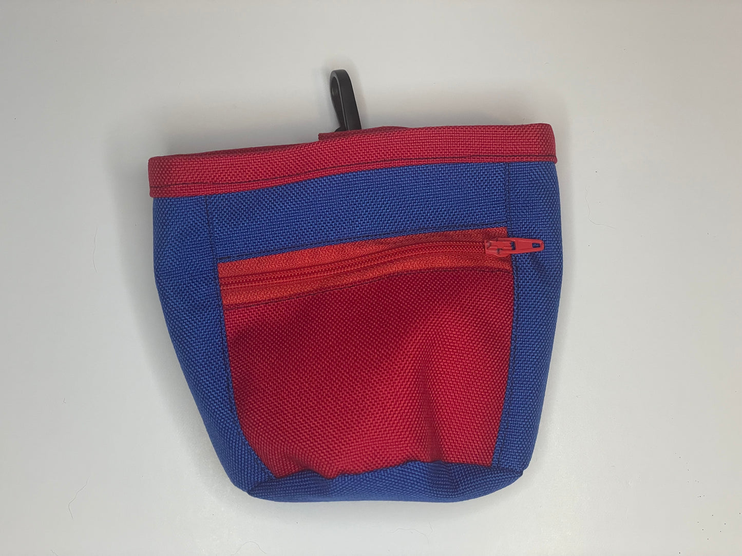 Treat Training Pouch Red and Blue