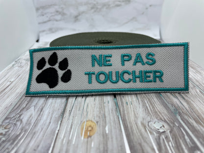 Écusson brodé pour chien Ne Pas Toucher
